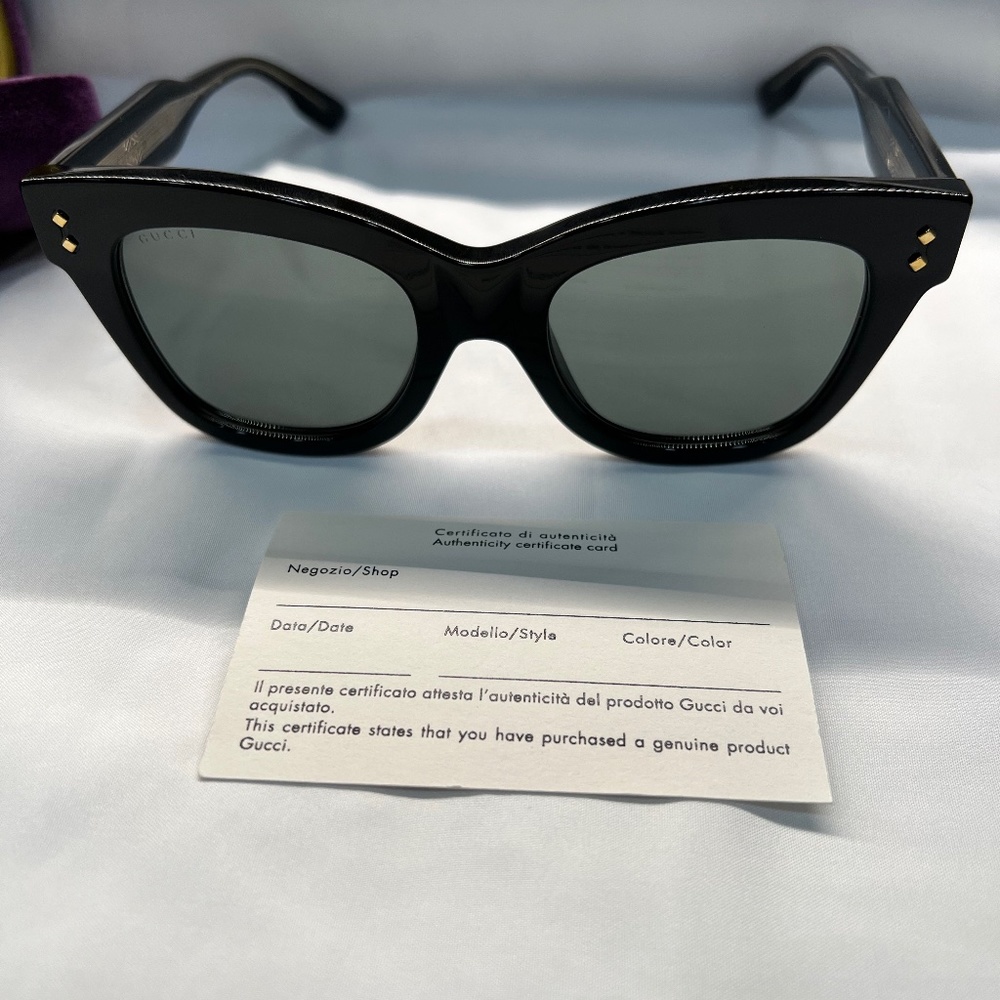 Gucci Oversized Sunglasses